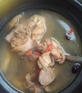 淮杞燉兔肉湯 淮杞燉兔肉湯