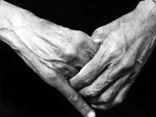 楊欽典老人的一雙手(攝影作品)