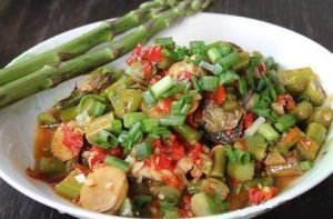 扒口蘑蘆筍 扒口蘑蘆筍