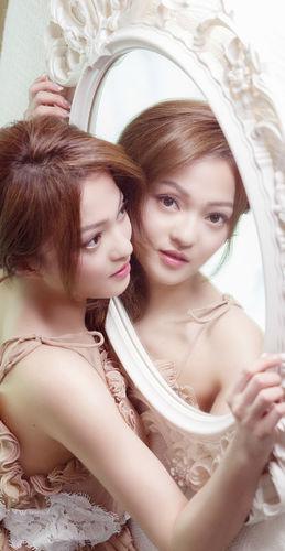 angela[張韶涵的英文名]