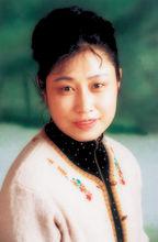 華偉[泰安市女藝術家]