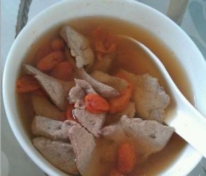 豬肝大棗枸杞湯 豬肝大棗枸杞湯