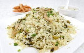 酸菜炒飯 酸菜炒飯