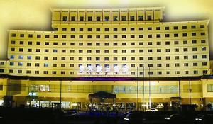 昊天假日酒店 昊天假日酒店