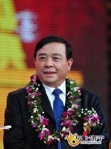 李洪信[山東太陽紙業股份有限公司董事長兼總經理]