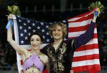 梅麗爾·戴維斯和查理·懷特（右）