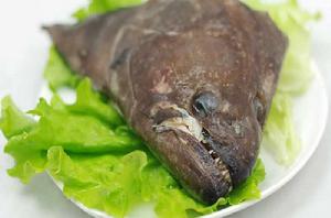 比目魚頭豆腐 比目魚頭豆腐