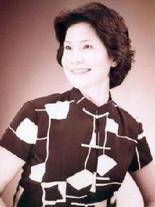 高嵐[天津電視台總編室副主任、主任播音員]