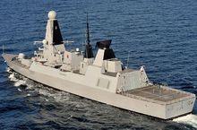 龍號（HMS Dragon D-35）艦尾