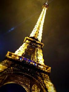 艾非爾鐵塔 艾非爾鐵塔