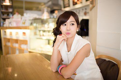 白寶藍[韓國女子組合Crayon Pop成員]