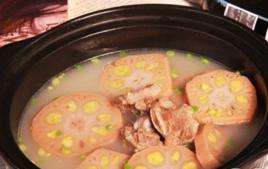 蓮藕烏豆煲乳鴿湯 蓮藕烏豆煲乳鴿湯