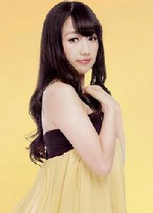 東方依依 東方依依