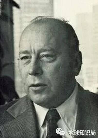 亞歷山大·多爾貢