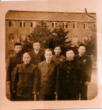 1959年和蘇聯專家梅索夫斯基合影