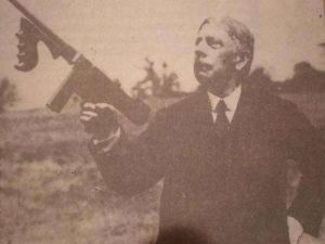 喬治·凱利(心理學家) 喬治·凱利(心理學家)