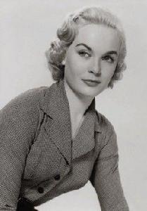 雪莉伊頓 雪莉伊頓