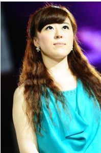 姚蘭[中央人民廣播電台華夏之聲主持人]