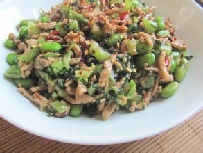 雪菜炒肉絲柏葉 雪菜炒肉絲柏葉