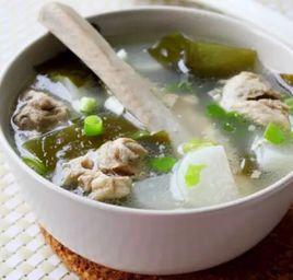 白蘿蔔海帶排骨湯 白蘿蔔海帶排骨湯