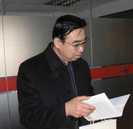 黃力群[全國人大常委會辦公廳信訪局原副局長]