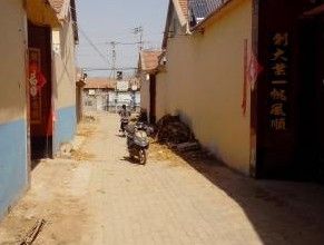 東大梁村 東大梁村