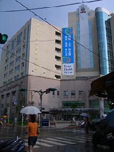 （圖）台北醫學大學附設醫院外觀