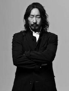 尹超[中國著名時尚攝影師]