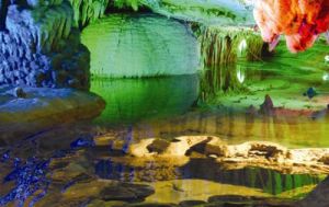 黃龍巖畲族風情旅遊區