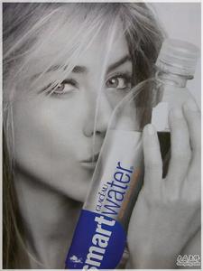 純屬虛構 純屬虛構