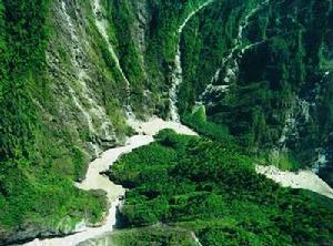 雅魯藏布江大拐彎地區