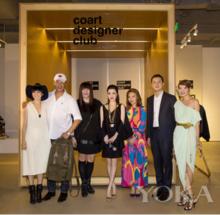 設計師韓雯（右三）