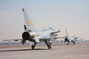 珠海航展中的殲-10 