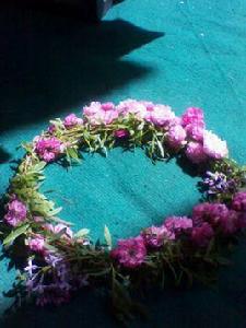 獻給亡人的花環 獻給亡人的花環