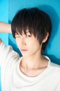 本鄉奏多 本鄉奏多