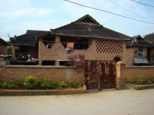 曼養囡村 曼養囡村