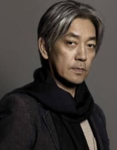 坂本龍一