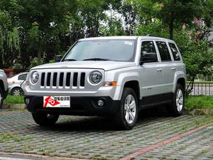 2013款自由客 2.4 炫黑運動版