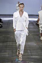 奧拉&middot;考斯托米喬娃