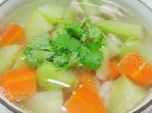 紫菜紅蘿蔔合掌瓜湯 紫菜紅蘿蔔合掌瓜湯