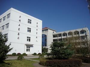 綜合樓教學樓側面