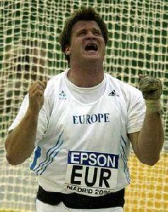 阿德里安·安努斯 阿德里安·安努斯