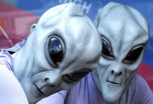 雷人節日 雷人節日