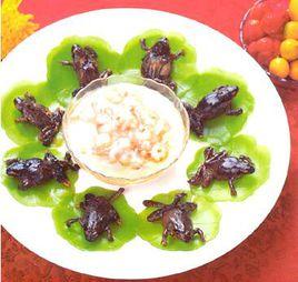 金蟾獻寶 金蟾獻寶