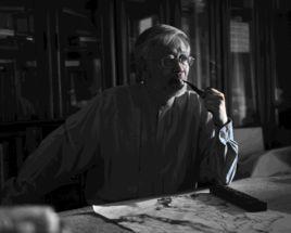 張偉石城 張偉石城