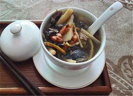 丹參燉老雞 丹參燉老雞