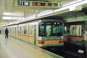淺草發車駛往澀谷的01系列車