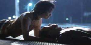 《秘密與謊言》