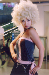 陳 好——飾——呂 霞.