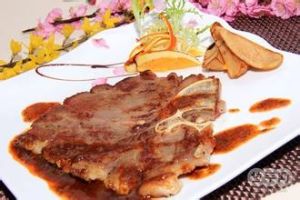 茄汁牛扒 茄汁牛扒